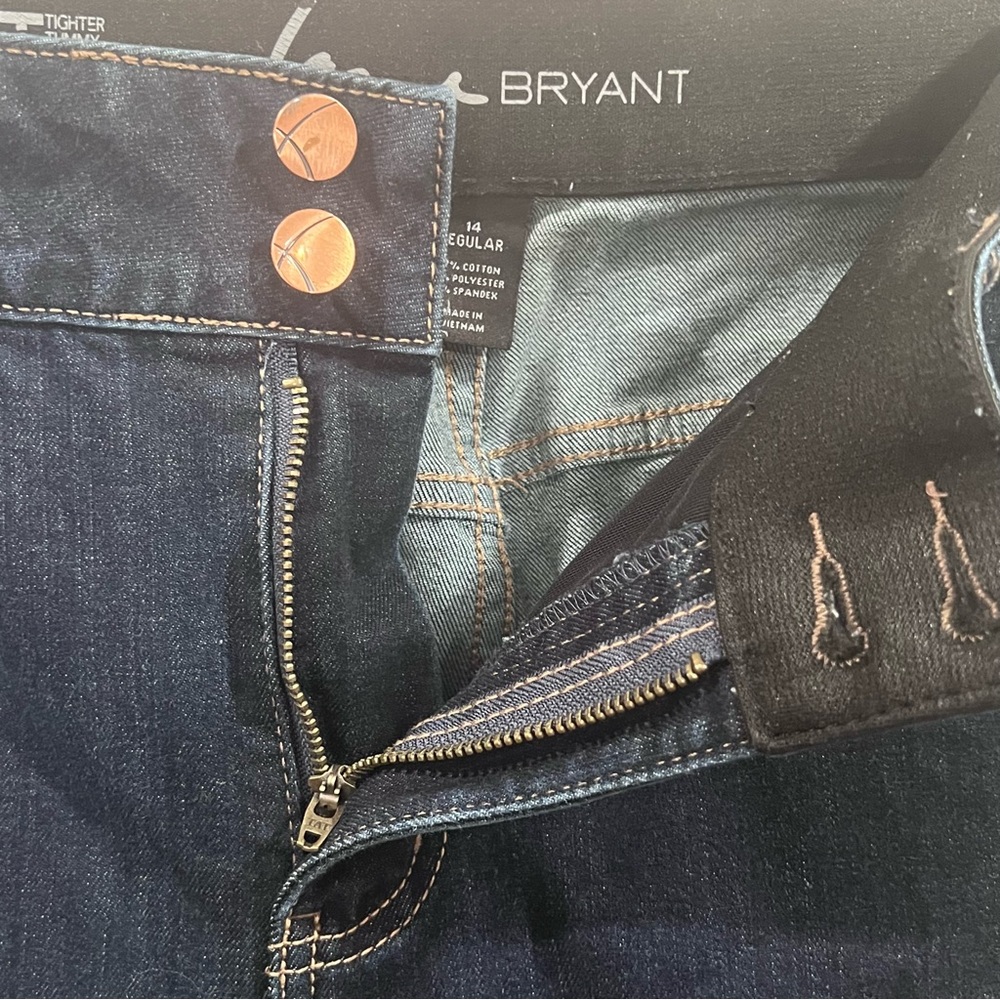 Lane Bryant Straight Leg Jean, Size 14 - Picture 3 of 10